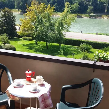 Amazing River View Appartement Verona