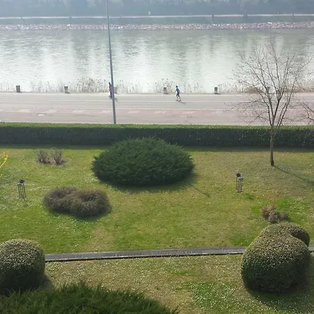 Amazing River View Appartement *
